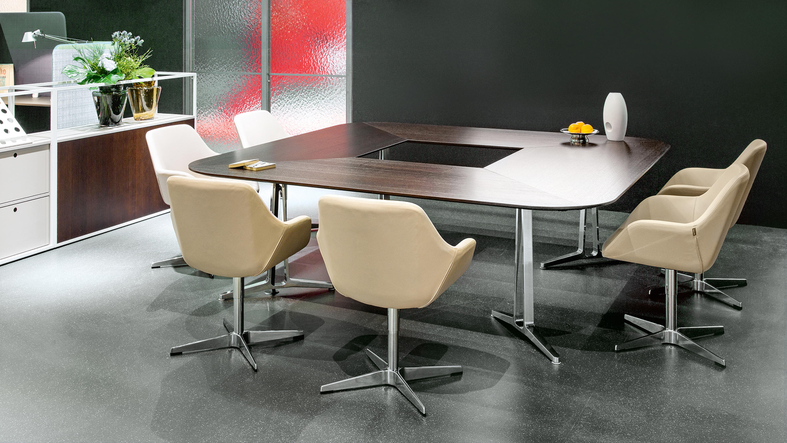 Meeting & conference table