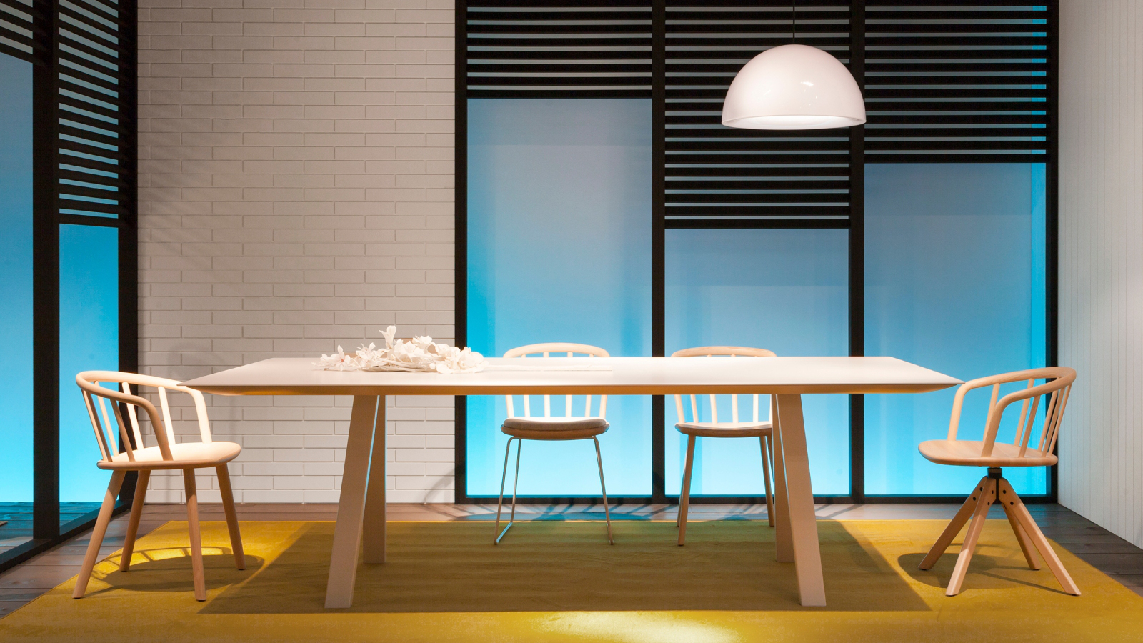 Meeting & conference table