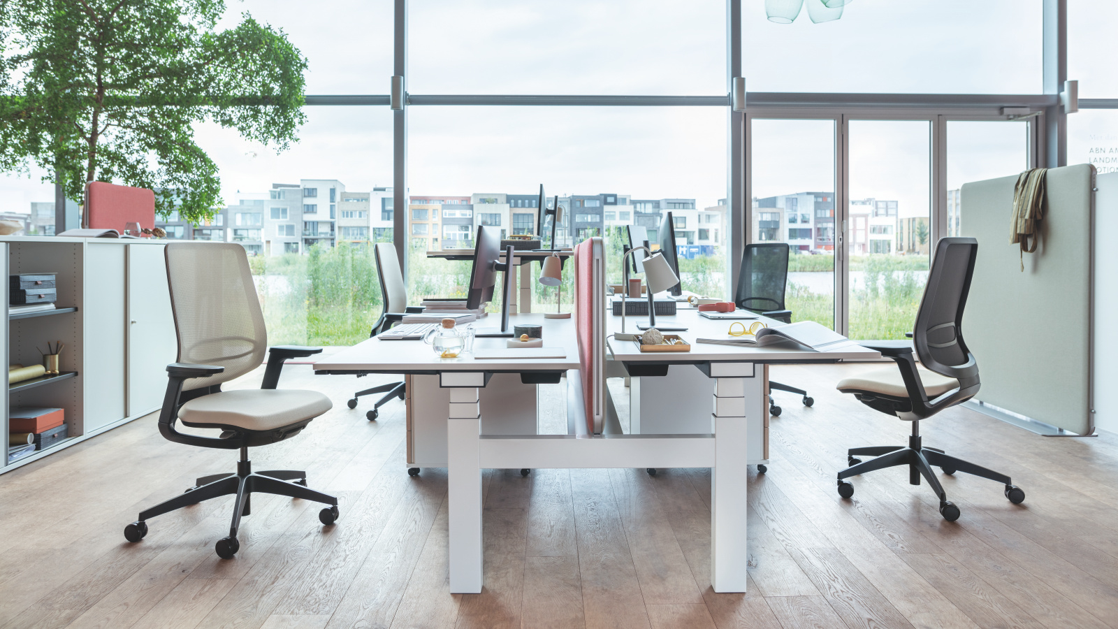 Sit stand desk