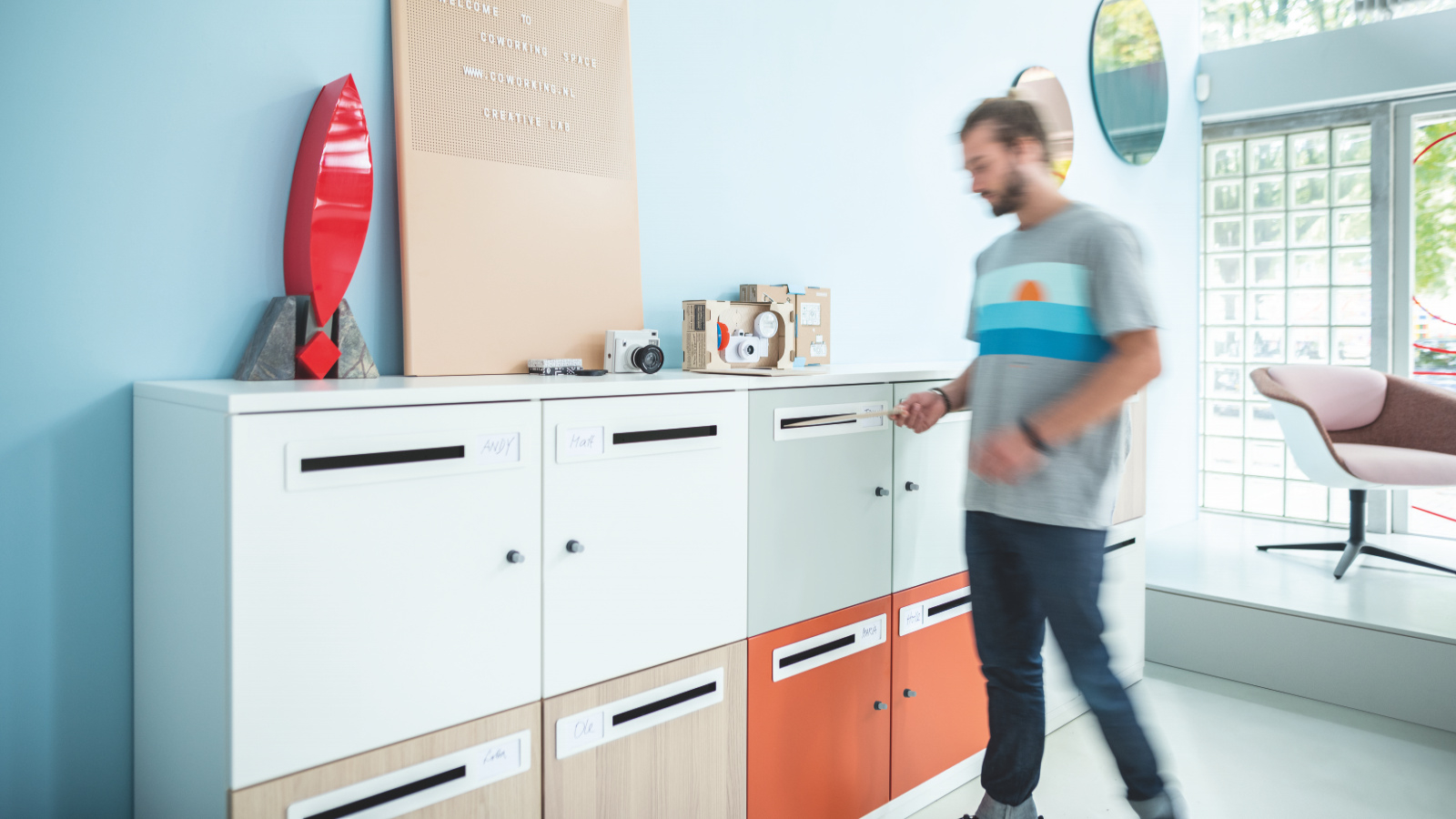 Personal storage & Lockers